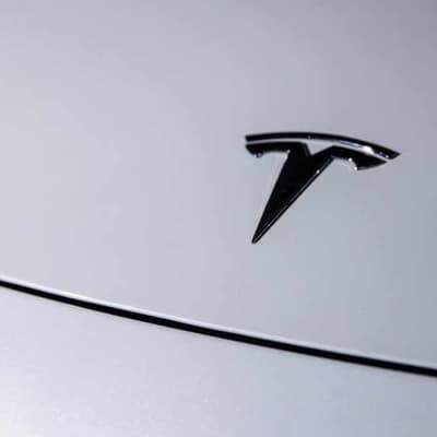 Tesla chooses Aussie coal town for battery repair site