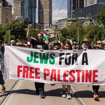 Dissenting Jews add voice to Gaza protest