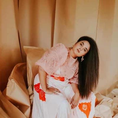 Blending classical with country, all for love of music