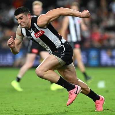Magpie Maynard shrugs off foot injury, contract talks