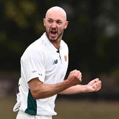 Elliott, Bell bowl Tassie to victory in Shield thriller