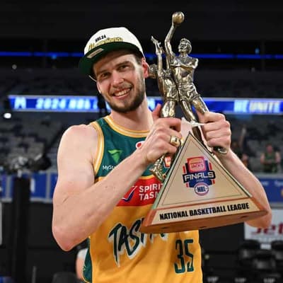 JackJumpers skipper Steindl calls time on NBL career