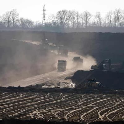 US pitched deal to access Ukraine's rare earth minerals