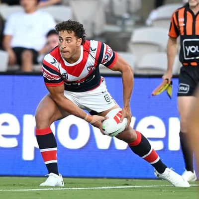 Nawaqanitawase undaunted by being centre of attention