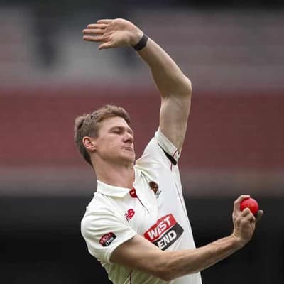 Wickets tumble, Doggett sparks SA comeback over Tassie
