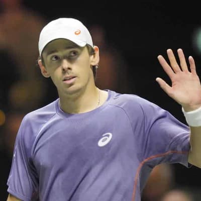 De Minaur enjoys late birthday gift with Qatar Open win