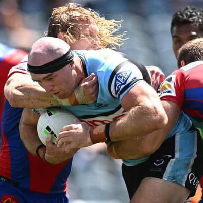 Sharks get creative in bid to keep Hazelton at Cronulla