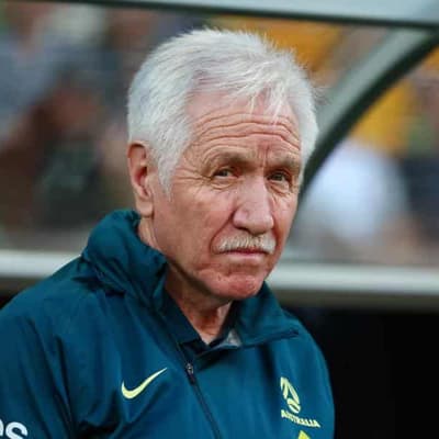 Kerr captaincy discussion 'irrelevant' for Sermanni
