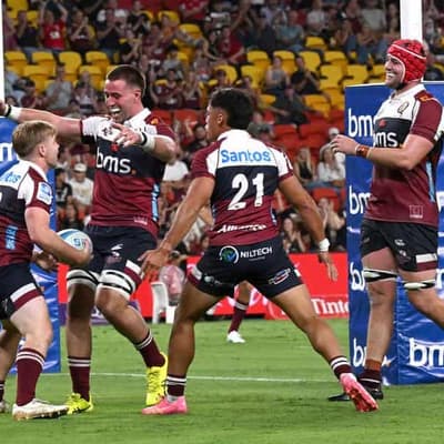 Impressive Reds victory sealed with a Kiss from coach