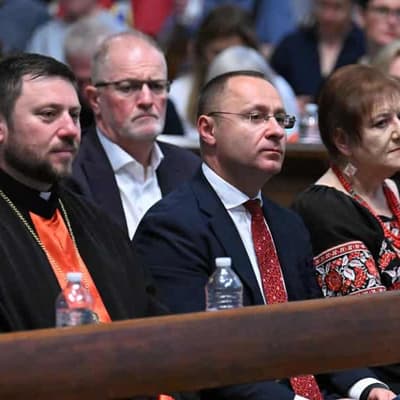 Crowds gather as Ukraine invasion anniversary nears