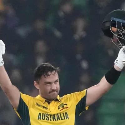Inglis ton lifts Aussies to famous ODI win over England