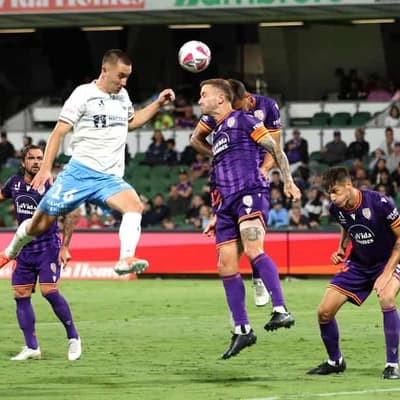 Sydney FC can’t land a blow in ALM stalemate at Glory