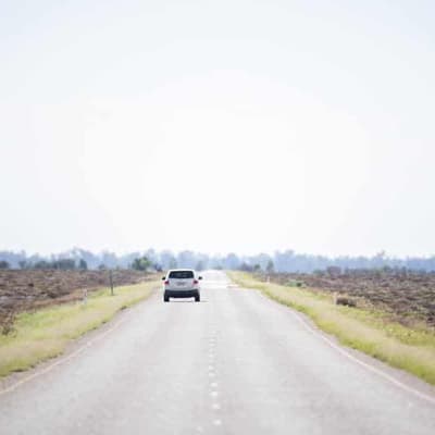 Plan to make telcos provide universal mobile services