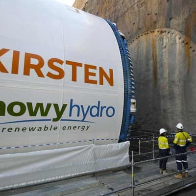 Former PM 'sceptical' about nuclear, keen on hydropower