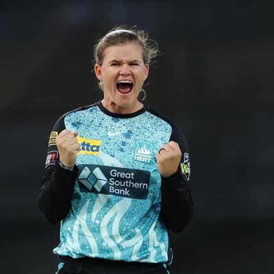 Jonasson shines as pinch-hitter in Delhi's WPL win