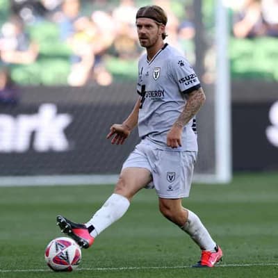 Brattan calls on Macarthur to halt falling ALM form