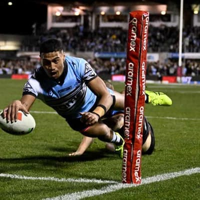 Sharks legend ET challenges Mulitalo to break record