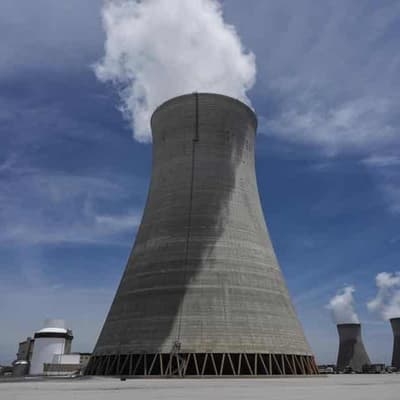 Experts fear nuclear plants would become war targets