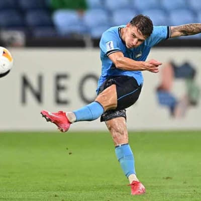 Dutch winter steels Sydney's Segecic for red-hot season