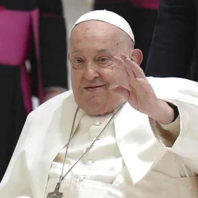 Pope Francis rests after alarming setback in recovery
