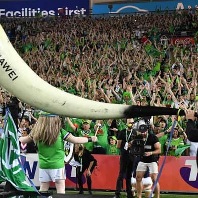 NFL player to blow Raiders' Viking horn in Vegas