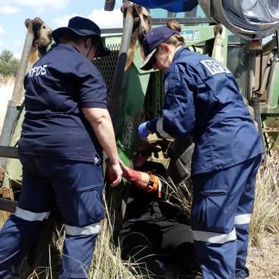 'Not my arm': hard medicine brings doctors to the bush
