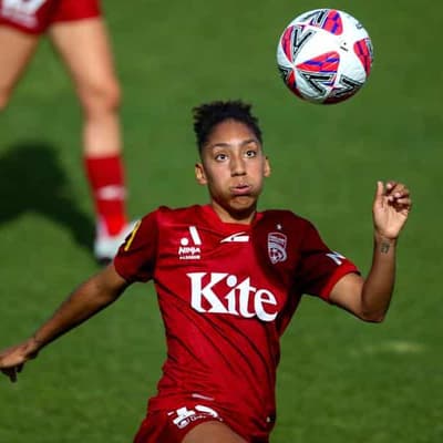 Reds beat Phoenix, Sydney stun Roar in ALW