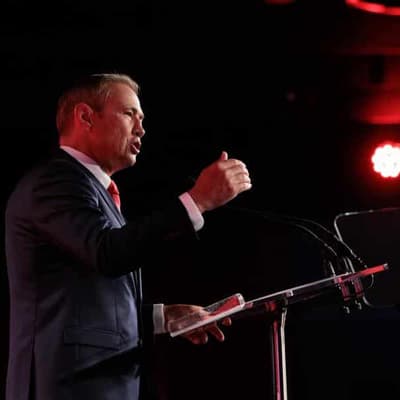 Premier sorry for calling US Vice President 'a knob'