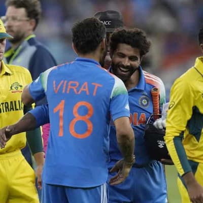 We had chances to post 300, and needed to do so: Smith