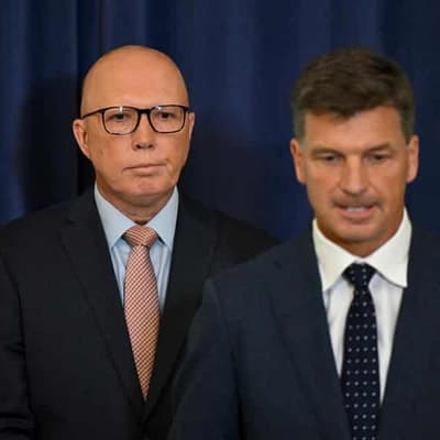 Coalition backs away from insurers break-up pledge