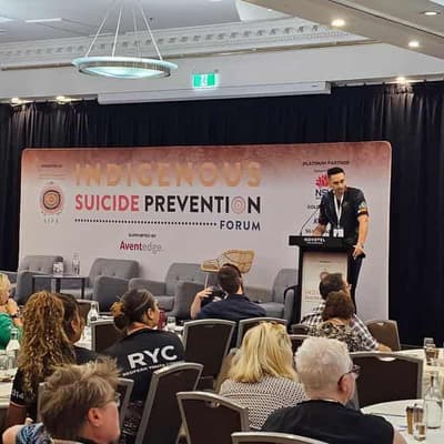 Cousins fostering resilience, one per cent at a time