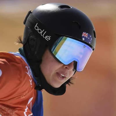 Broken back: Olympic snowboarder evacuated to Greece