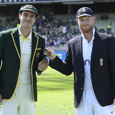 Pretty in pink at MCG for 150th anniversary Ashes Test