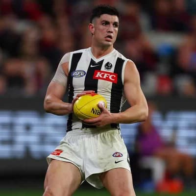 'Pies flag star Maynard escapes unhurt from car crash