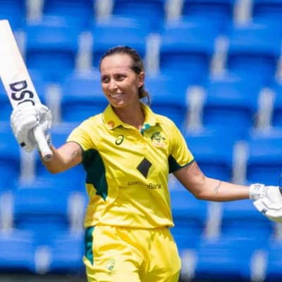 Ash Gardner's Giants slayed at penultimate WPL hurdle