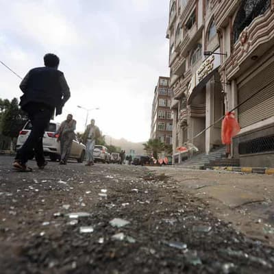 New US air strikes on Yemen pile pressure on Houthis