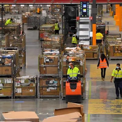 Tough times haven't stopped Aussies shopping online