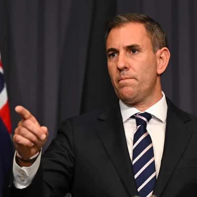 Labor falsely accuses Dutton of attack on automatic welfare increases