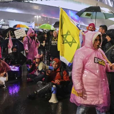 Israeli cabinet sacks Shin Bet chief despite protests