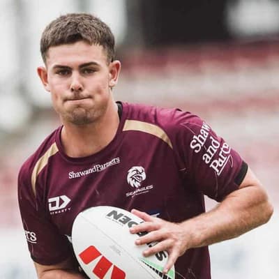 DCE's protege sees value in time under veteran No.7