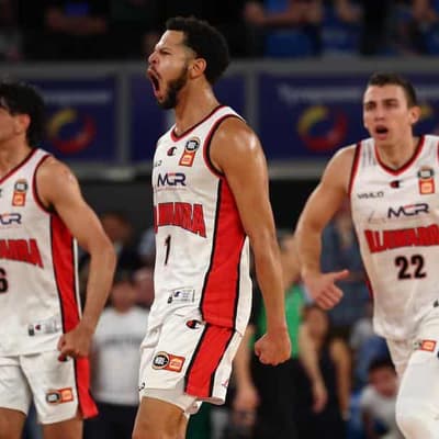 Hawks 'brotherhood' on cusp of NBL fairytale