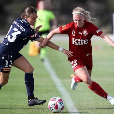 Worts double steers Adelaide past Brisbane