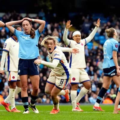 Kerr-less Chelsea get back to winning ways in City saga