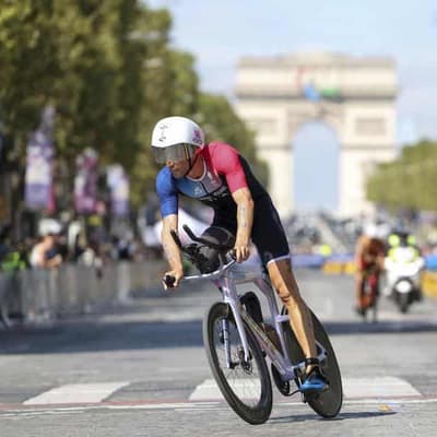 Paris to make 500 more streets car-free zones