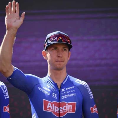 'Wow, just wow!': Teen cycle wonder stuns Aussie Groves