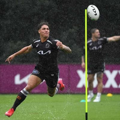 Broncos' Walsh thrives on Ponga boost in Maroons duel