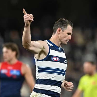 Dangerfield stars as Geelong keep Demons winless
