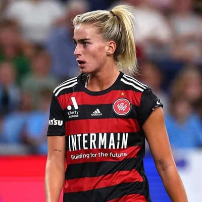 Victory grind past WSW to stay in ALW premiership race