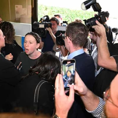 PM accused of 'condemning young people' at health pitch