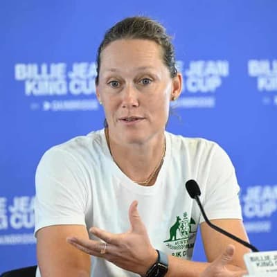 Stosur's Cup selection dilemma as Australia eye finals